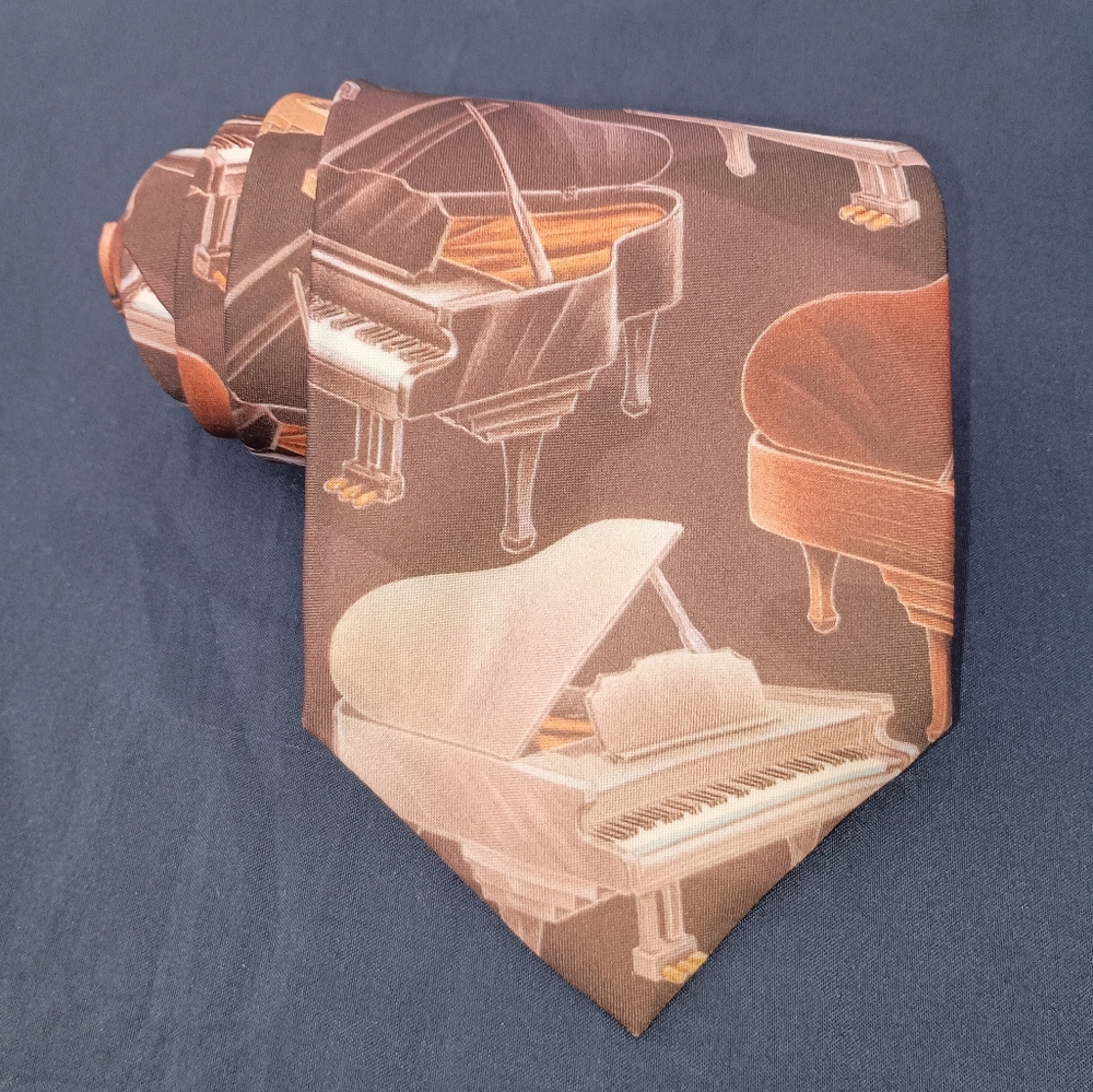 Mens Vintage 1995 D'em Crazy Piano Pianos Music Print Necktie Made in USA